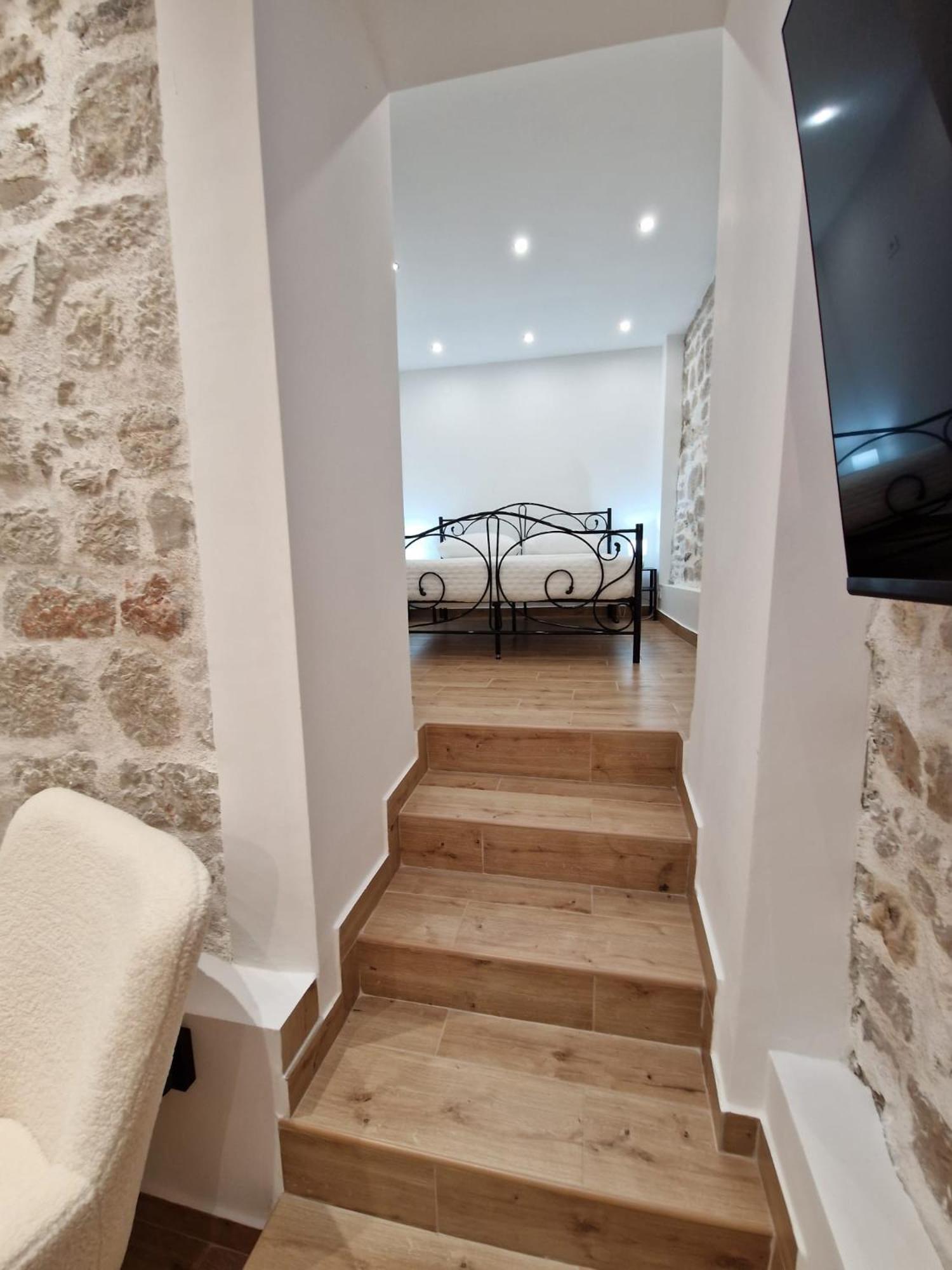 Small House Saint Michael Sibenik Luaran gambar