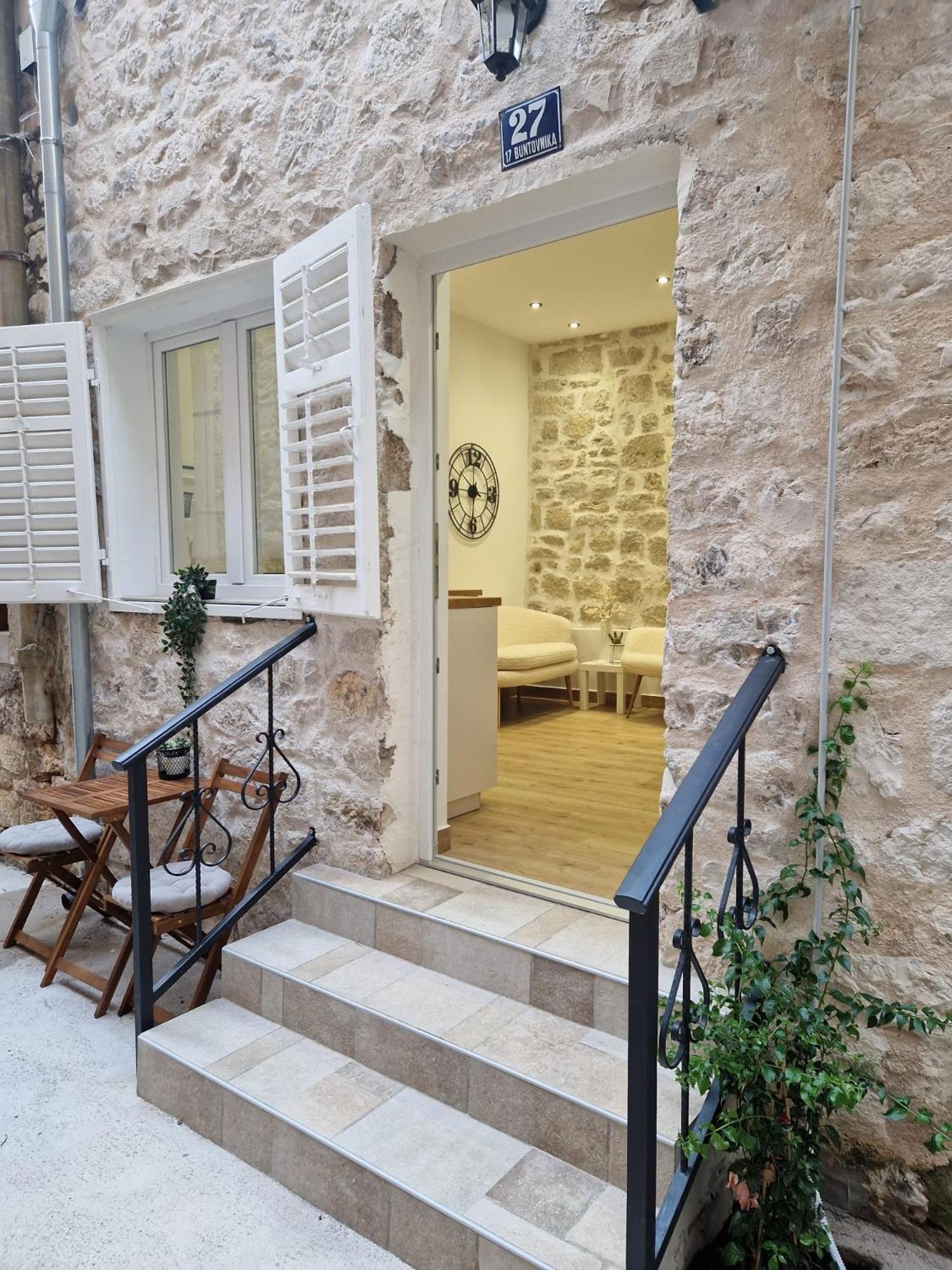 Small House Saint Michael Sibenik Luaran gambar